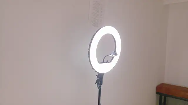 Snapshot of FernandaBrown__ chatting on February 15, 12:36 pm FernandaBrown online show from February 15, 12:36 pm