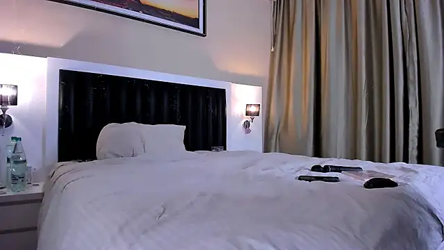 Snapshot of marrena_a chatting on February 10, 1:04 pm marrena a online show from February 10, 1:04 pm