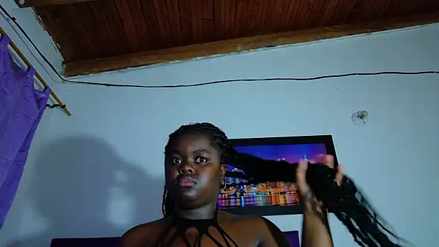 Snapshot of neighbor-ebony chatting on June 20, 2:58 am neighbor-ebony online show from June 20, 2:58 am