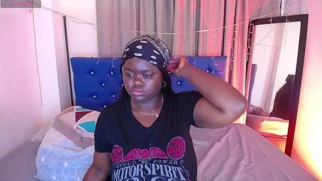 Snapshot of neighbor-ebony chatting on July 6, 3:25 am neighbor-ebony online show from July 6, 3:25 am