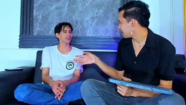 Snapshot of Wonka_1 chatting on February 17, 3:36 am Wonka 1 online show from February 17, 3:36 am