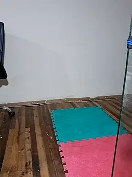 Snapshot of Vale_89A chatting on February 12, 1:55 am Vale 89A online show from February 12, 1:55 am