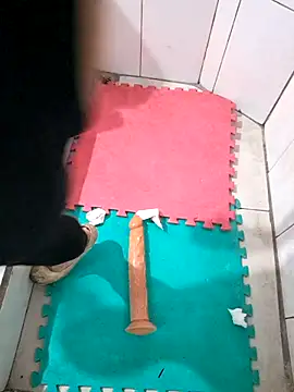 Snapshot of Vale_89A chatting on February 21, 5:41 am Vale 89A online show from February 21, 5:41 am