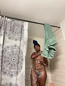 Ebony Queeen online show from July 12, 12:40 pm