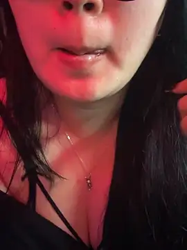 HaleyKin online show from March 15, 4:57 pm