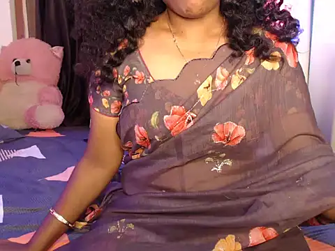 Snapshot of VixenNandhu chatting on February 6, 5:27 pm VixenNandhu online show from February 6, 5:27 pm