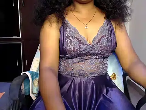 Snapshot of VixenNandhu chatting on February 25, 5:11 pm VixenNandhu online show from February 25, 5:11 pm