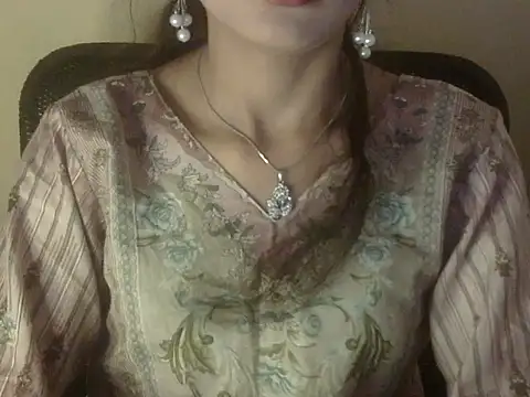 Snapshot of Mehaak_ chatting on May 7, 6:52 am Mehaak online show from May 7, 6:52 am