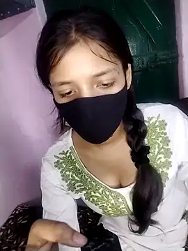 Naina-hott online show from April 18, 7:58 pm