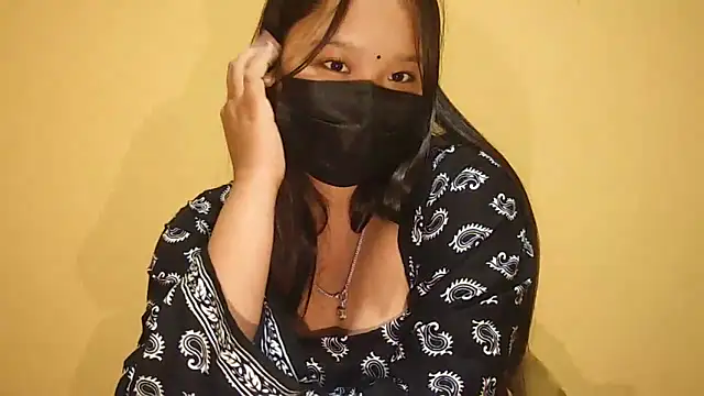 PRENCY CUTE online show from April 10, 3:06 pm