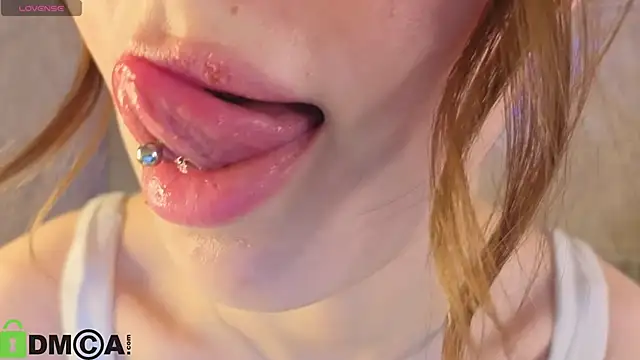 Snapshot of _Kiki_angel_ chatting on February 8, 6:28 am Kiki angel online show from February 8, 6:28 am