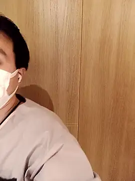 Snapshot of shizuku-kun211 chatting on February 15, 7:10 pm shizuku-kun211 online show from February 15, 7:10 pm