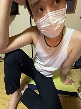 shizuku-kun211 online show from April 18, 12:42 pm