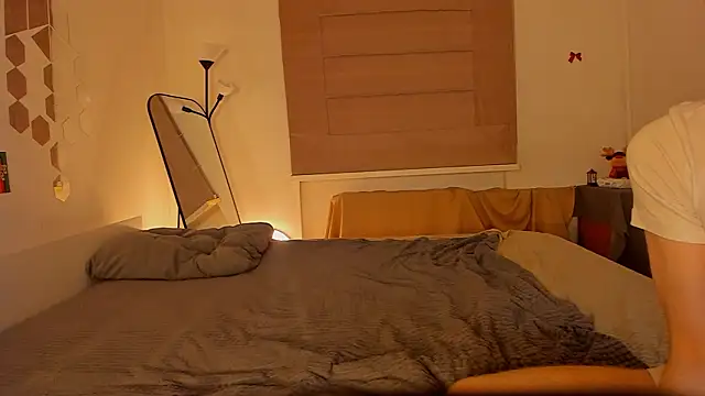 CalmFever online show from February 13, 3:08 pm