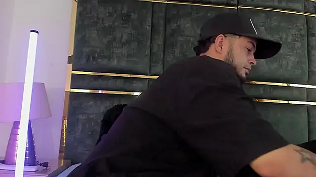 Snapshot of GaelyCoral chatting on February 12, 11:27 am GaelyCoral online show from February 12, 11:27 am