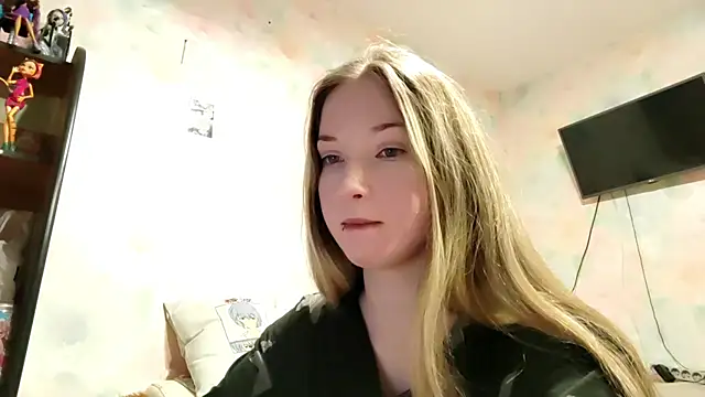 TiaBIanks online show from February 16, 2:24 pm