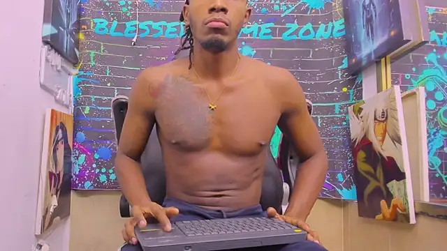 Snapshot of Jeanpieroo26 chatting on February 28, 7:48 pm Jeanpieroo26 online show from February 28, 7:48 pm