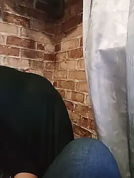 Snapshot of itismyhobby chatting on January 6, 8:39 pm itismyhobby online show from January 6, 8:39 pm