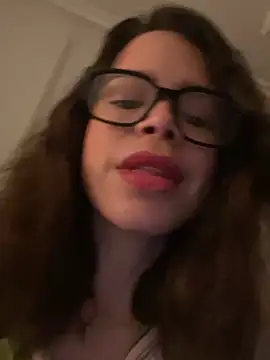 Snapshot of Brigitte01 chatting on February 5, 10:47 pm Brigitte01 online show from February 5, 10:47 pm