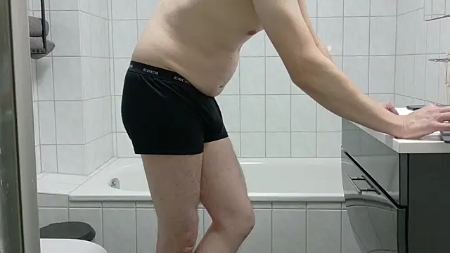 Snapshot of Danny-NDS chatting on February 24, 10:02 am Danny-NDS online show from February 24, 10:02 am