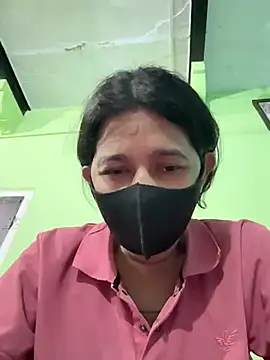 raavigirl online show from April 6, 4:52 pm