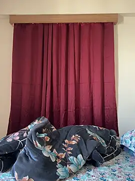 raavigirl online show from April 9, 3:17 am