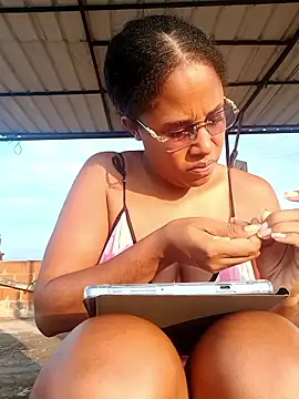 Monique Mulberry2 online show from February 9, 10:36 pm