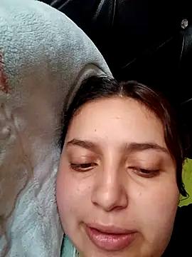 Snapshot of MajoArias chatting on February 25, 7:34 pm MajoArias online show from February 25, 7:34 pm