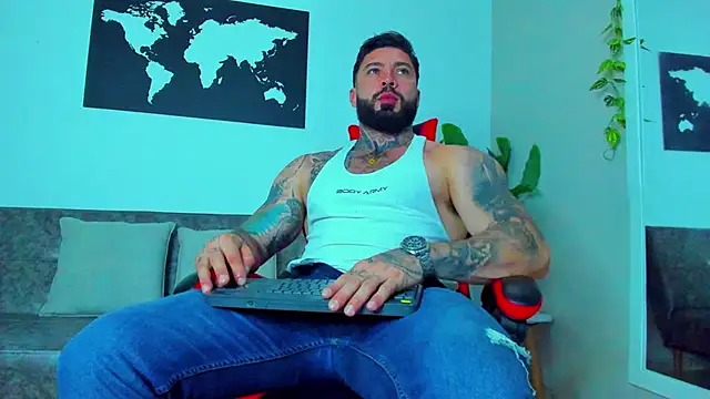 Alessrose online show from March 29, 7:14 pm