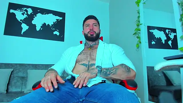 Alessrose online show from April 9, 8:25 pm