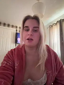 Bethanymaex online show from March 25, 3:07 pm