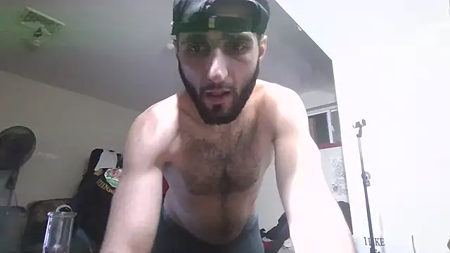 Snapshot of bigOH810 chatting on March 9, 9:46 am bigOH810 online show from March 9, 9:46 am