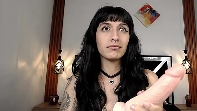 Snapshot of FRANCESCA_LOVE_ chatting on February 10, 2:54 pm FRANCESCA LOVE online show from February 10, 2:54 pm