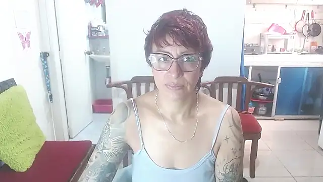 Snapshot of Charlotte_gray_ chatting on April 18, 3:16 pm Charlotte gray online show from April 18, 3:16 pm
