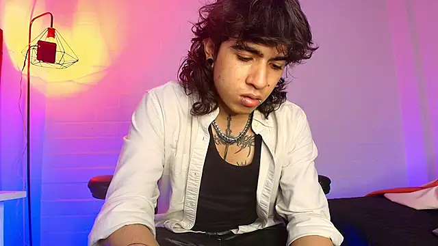 Axell Kussh online show from March 9, 10:03 pm