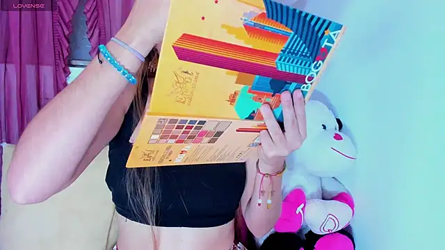 Snapshot of LINDSEY_HOT1 chatting on February 16, 9:55 pm LINDSEY HOT1 online show from February 16, 9:55 pm