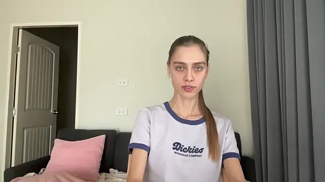 SonyaSweety online show from February 20, 6:26 am