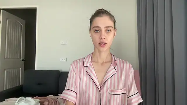 SonyaSweety online show from February 21, 2:56 am