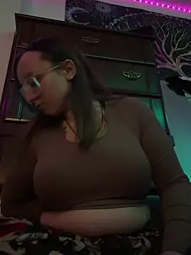 mommynxttie online show from March 2, 9:16 am