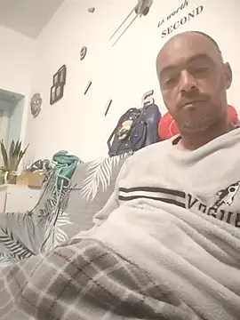 circott online show from March 6, 11:45 pm