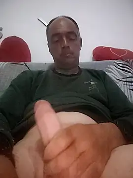 circott online show from April 20, 7:48 pm