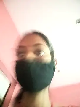 Snapshot of BIG_QWEEN_NO1 chatting on February 19, 5:47 am BIG QWEEN NO1 online show from February 19, 5:47 am