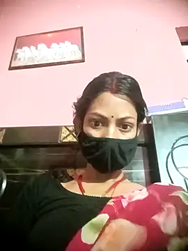 BIG QWEEN NO1 online show from March 6, 10:28 pm