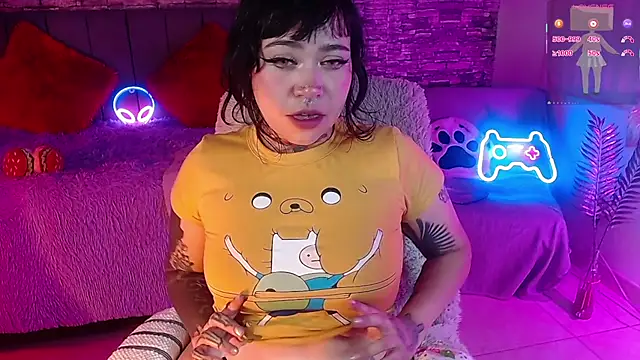 Snapshot of kyoko98 chatting on February 9, 5:11 am kyoko98 online show from February 9, 5:11 am