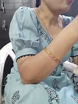 SexybeboX online show from April 18, 5:44 am