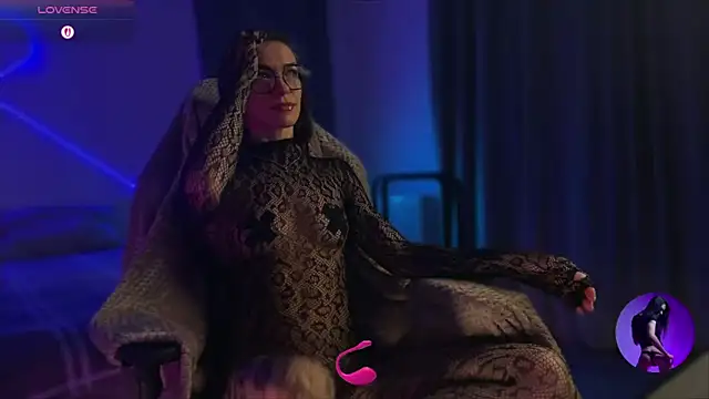 Snapshot of Katy_Kar chatting on February 12, 8:26 pm Katy Kar online show from February 12, 8:26 pm