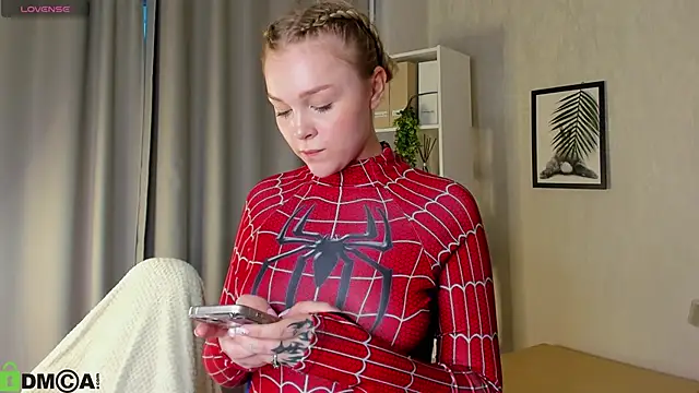 Jenifer lo online show from March 26, 9:15 am