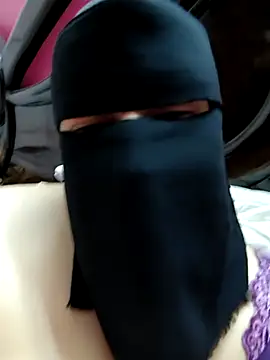 Warda Egy online show from April 2, 10:35 am