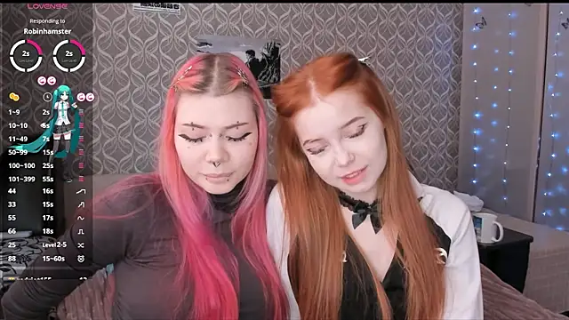 Snapshot of Veldenga chatting on March 14, 7:36 am Veldenga online show from March 14, 7:36 am