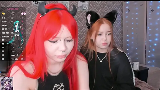 Snapshot of Veldenga chatting on March 18, 8:17 am Veldenga online show from March 18, 8:17 am